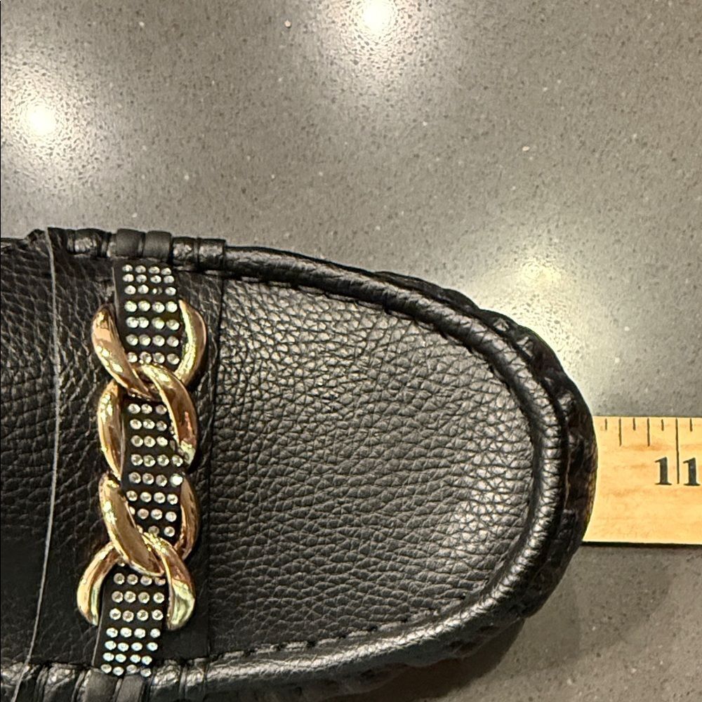Chic Black Loafers with Gold Chain by Alexis Bendel NWOT - Picture 7 of 10